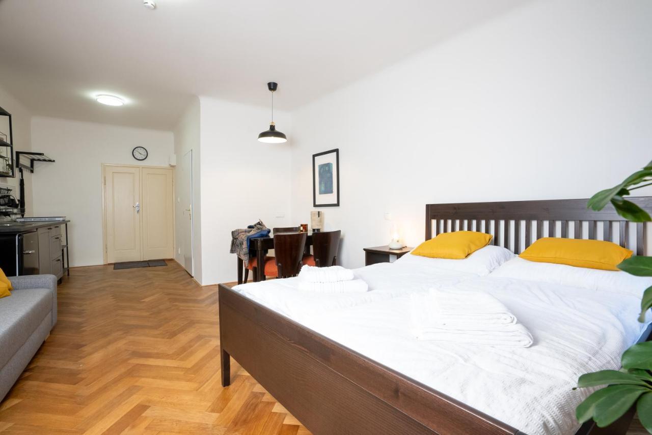 Auberge de jeunesse White Wolf House &