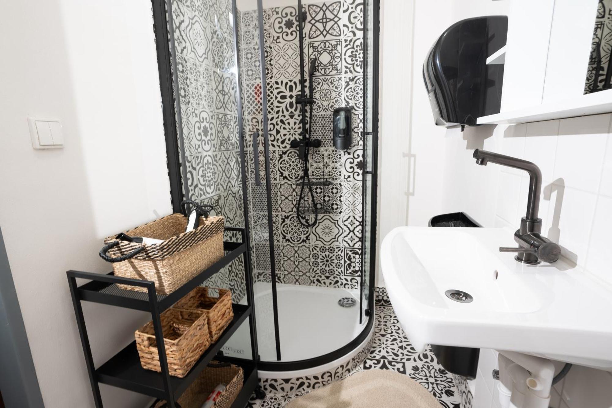 White Wolf House & Auberge de jeunesse